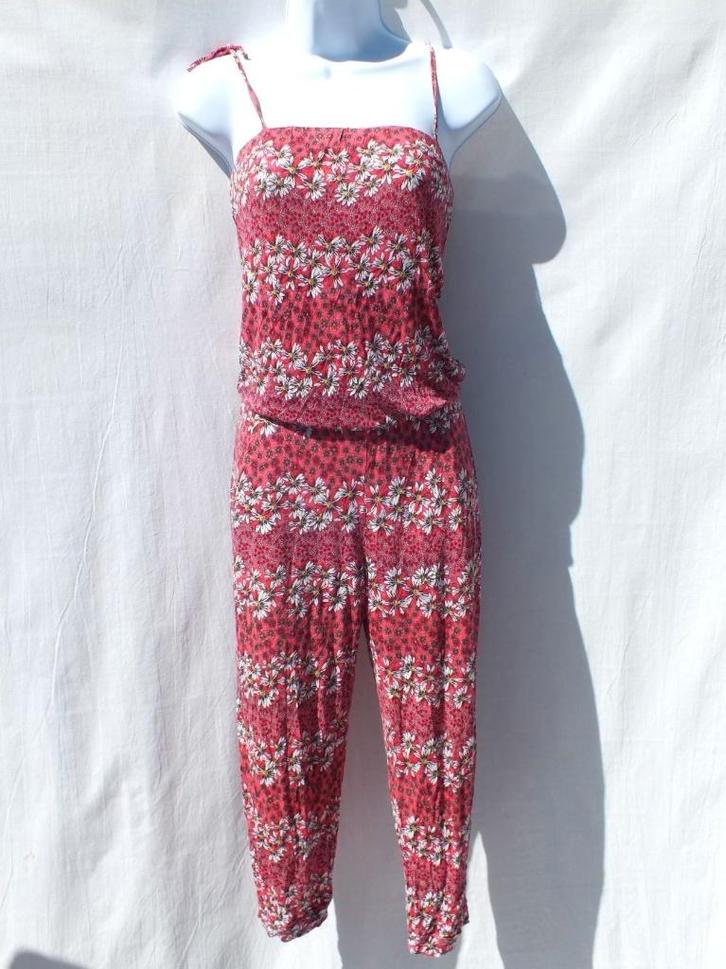 Leuke vrolijke jumpsuit met 3/4e pijp. Mt S, Kleding | Dames, Jumpsuits, Zo goed als nieuw, Maat 36 (S), Ophalen of Verzenden