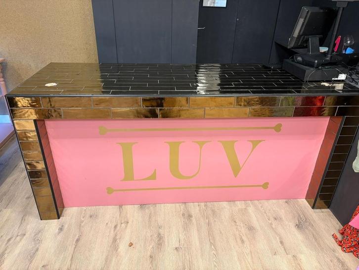 Gouden Receptie / Verkoopbalie / Kassabalie / Bar tegels, Huis en Inrichting, Kasten | Stellingkasten, Zo goed als nieuw, Ophalen