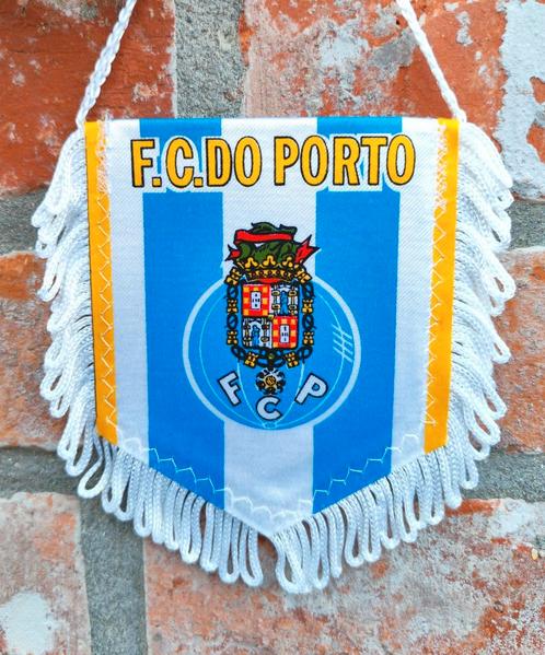 FC Porto 1982 prachtig vintage vaantje voetbal, Diversen, Vlaggen en Wimpels, Zo goed als nieuw, Ophalen of Verzenden