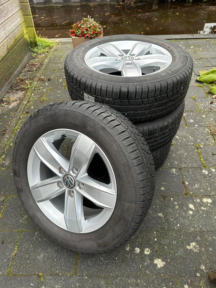 Originele 16 inch winterset 5x112 VW T-Roc, Auto-onderdelen, Banden en Velgen, Banden en Velgen, Winterbanden, 16 inch, 205 mm