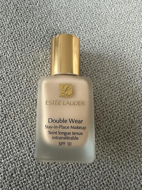 Estee lauder double wear 1N1 NIEUW!!, Sieraden, Tassen en Uiterlijk, Uiterlijk | Cosmetica en Make-up, Nieuw, Lippen, Verzenden