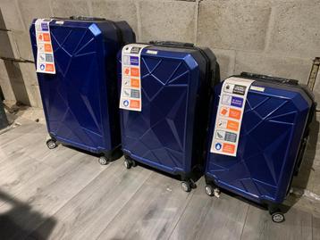 Koffers - Set van 3 - Nieuw! beschikbaar voor biedingen