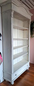 Gratis kast - zsm af te halen, Ophalen of Verzenden, Gebruikt, 25 tot 50 cm, 200 cm of meer