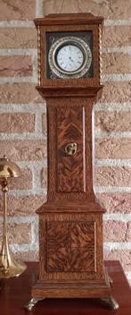 mini staande klok met antiek zilveren zakhorloge, Antiek en Kunst, Verzenden