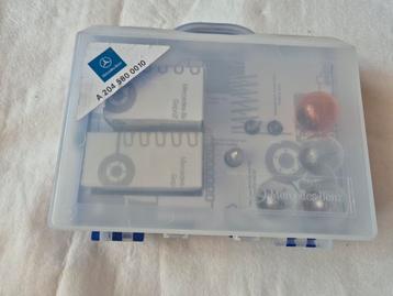 NIEUW MERCEDES A2045800010 ONDERHOUD SET beschikbaar voor biedingen