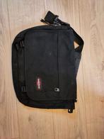 Eastpak Schoudertas Zwart, Sieraden, Tassen en Uiterlijk, Tassen | Schoudertassen, Ophalen, Zwart