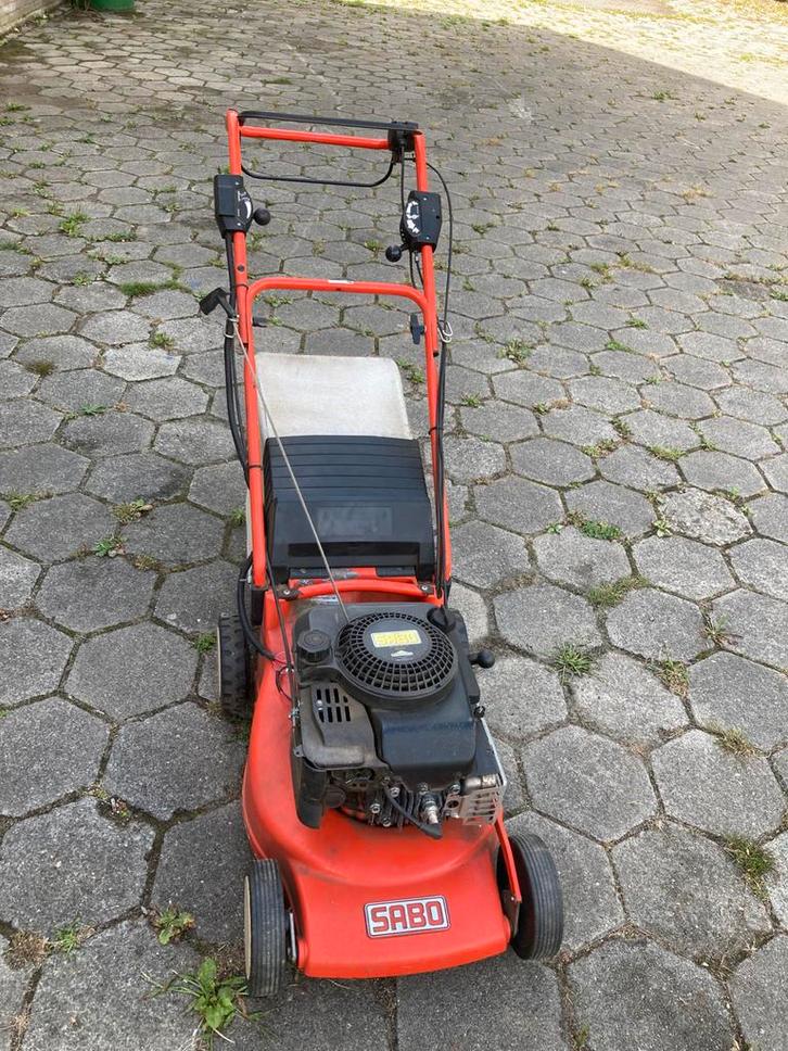 SABO benzine grasmaaier – betrouwbaar en krachtig, Tuin en Terras, Grasmaaiers, Zo goed als nieuw, Cirkelmaaier, Opvangzak, Ophalen