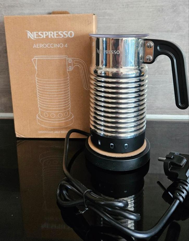 Nespresso Aeroccino 4 melkopschuimer als NIEUW, Witgoed en Apparatuur, Melkopschuimers, Zo goed als nieuw, Elektrische melkopschuimer