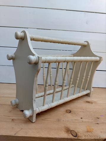 Brocante Frans vintage ivoor wit lektuurbak  beschikbaar voor biedingen