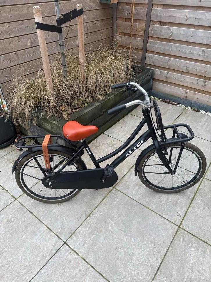 Altec Urban 22 inch kinderfiets., Fietsen en Brommers, Fietsen | Meisjes, Zo goed als nieuw, 22 inch, Ophalen