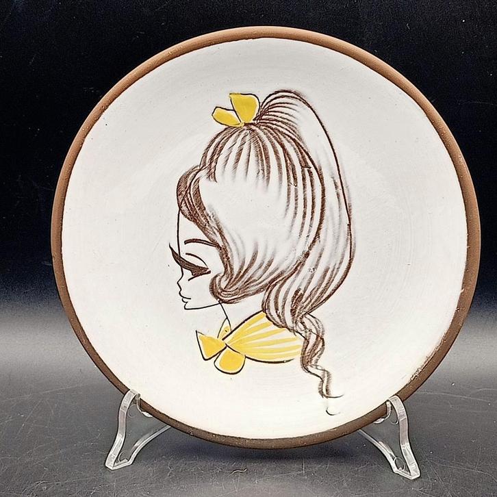 Aalten Zeist Bord Meisjeshoofdje Gele Strik 18,5cmØ 1960, Antiek en Kunst, Antiek | Keramiek en Aardewerk, Ophalen of Verzenden