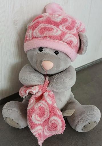 Leuke Berenknuffel met Mutsje en Zakdoek beschikbaar voor biedingen