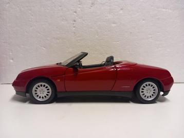 Alfa Romeo Spyder cabriolet rood Maisto nobox metal 1:18 KRD beschikbaar voor biedingen