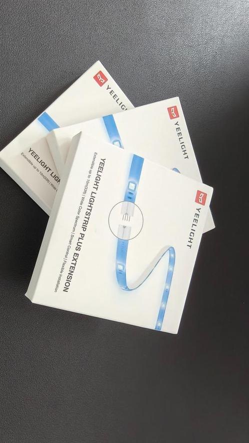 2x Yeelight 2M RGBW LED Smart Strip + veel extensies  (13m), Doe-het-zelf en Verbouw, Elektra en Kabels, Gebruikt, Stopcontact