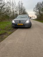 Mercedes C-Klasse 2.0 C200 CGI Sedan AUT 2010 Grijs, Auto's, Origineel Nederlands, Te koop, Zilver of Grijs, 5 stoelen