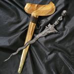 Keris Putut Sajen Naga Siluman 9 Luk Wahyu Tumurun KNM47, Antiek en Kunst, Verzenden