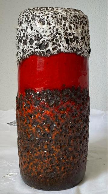 Vintage Lava Vaas - Prachtig Design! beschikbaar voor biedingen