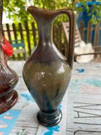 Vintage keramieken vaasje met oor., Huis en Inrichting, Woonaccessoires | Vazen, Gebruikt, Overige kleuren, Aardewerk of Porselein