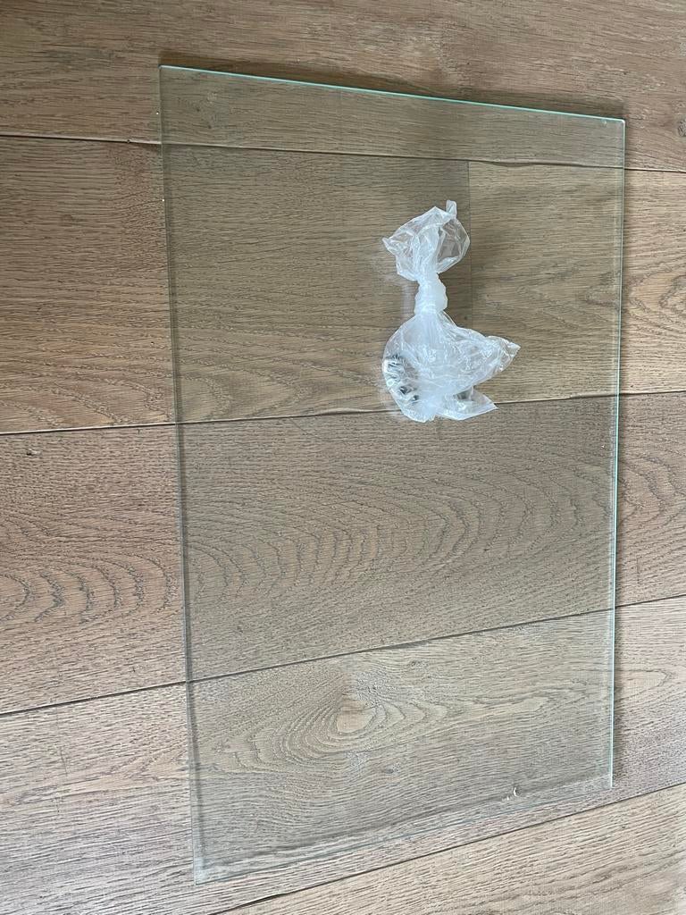 IKEA BESTA glazen schap met houders - Zo goed als nieuw, Ophalen, Zo goed als nieuw