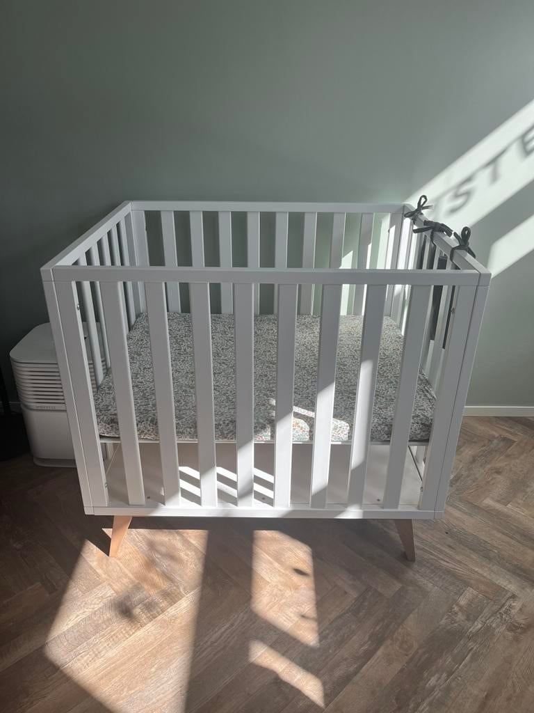 Quax Baby Box – Compleet & netjes, Ophalen, Nieuw, Vierkant, In hoogte verstelbaar