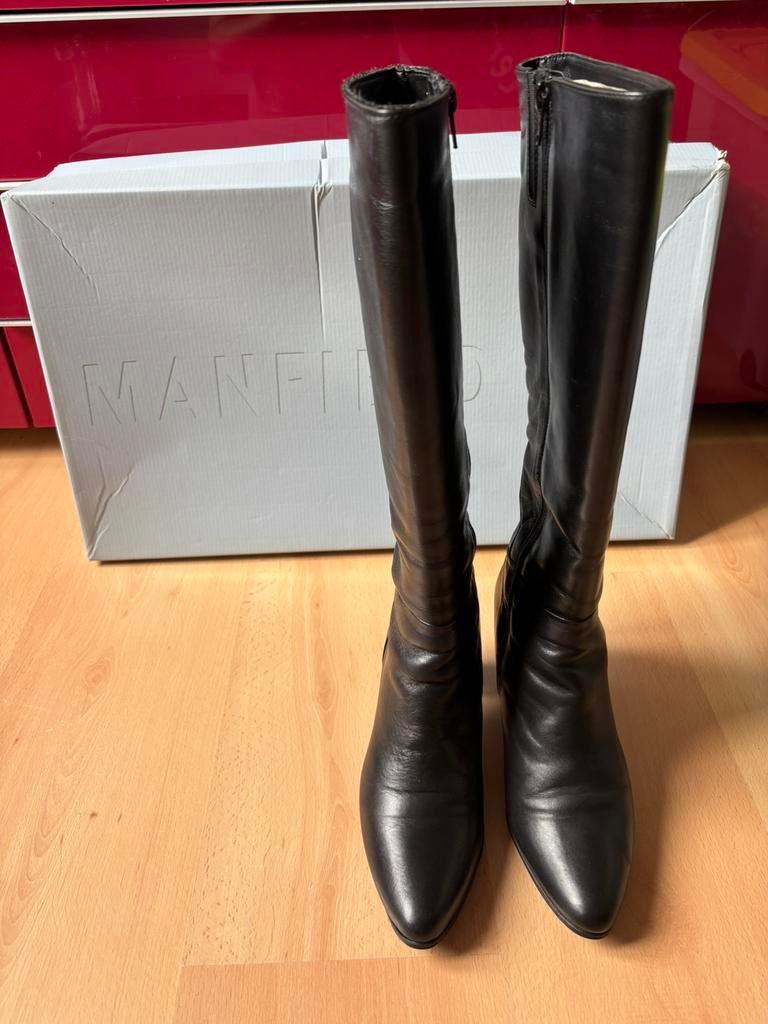 Lavorazione Artigiana Nieuw zwarte laarzen maat 38, Kleding | Dames, Schoenen, Ophalen of Verzenden, Nieuw, Zwart, Hoge laarzen