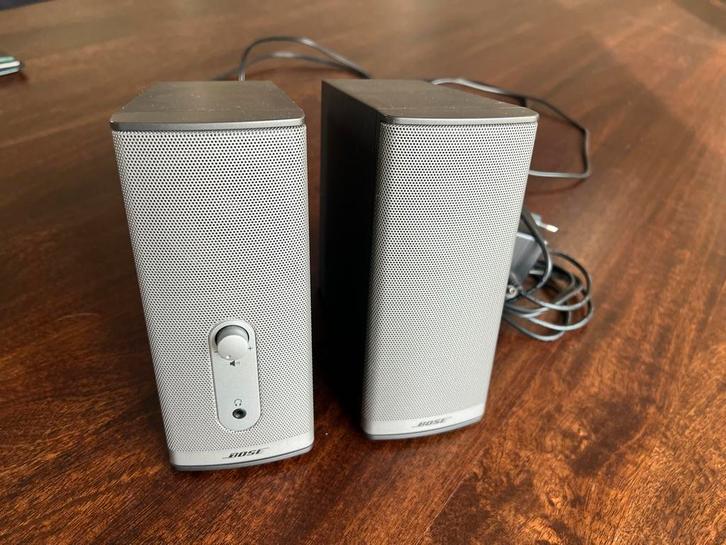 Bose speakers bedraad, Audio, Tv en Foto, Luidsprekers, Zo goed als nieuw, Front, Rear of Stereo speakers, Minder dan 60 watt