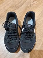 Nike sneakers maat 37,5 - Zwart met wit logo, Ophalen, Zwart, Nike, Sneakers of Gympen
