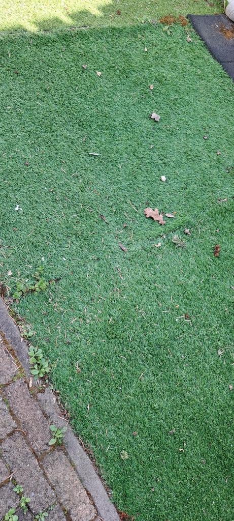 Kunstgras en rubberen tegels, Ophalen, Minder dan 10 m²