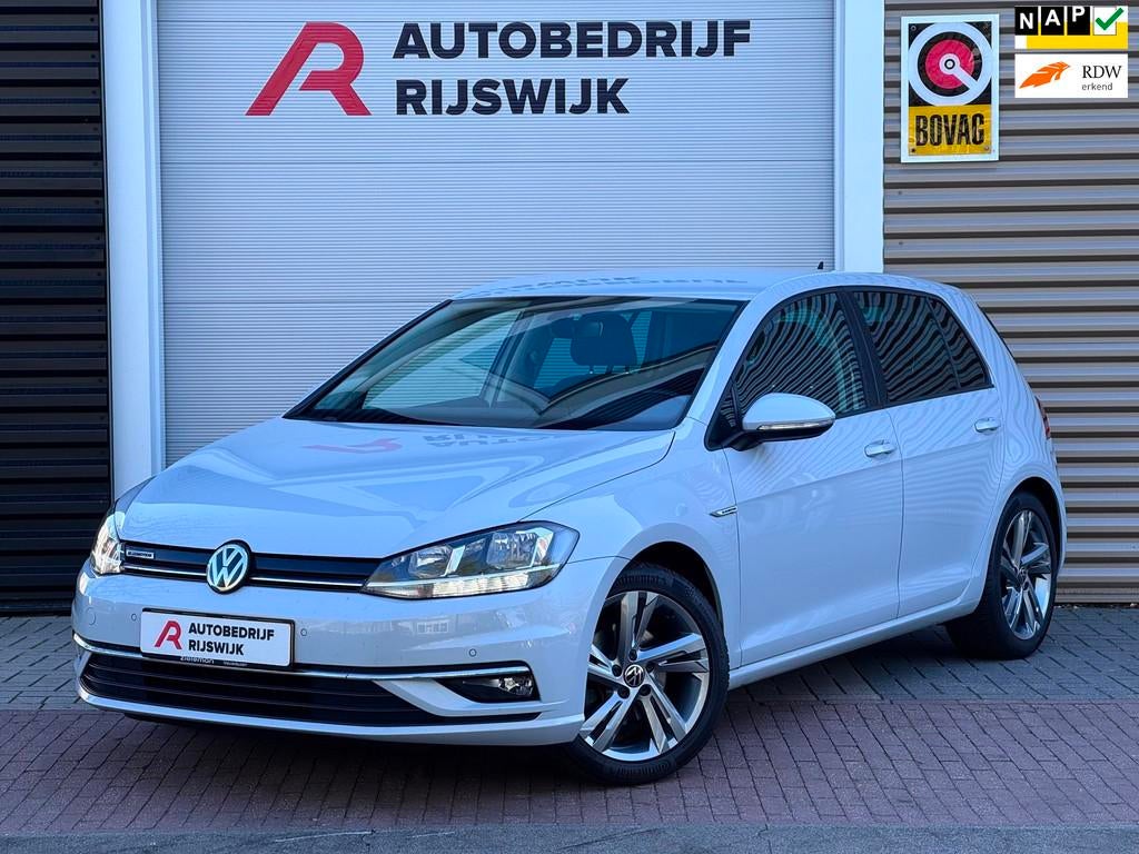 Volkswagen Golf 1.5 TSI Comfortline AppleCarPlay, Voorwielaandrijving, Euro 6, 4 cilinders, Wit