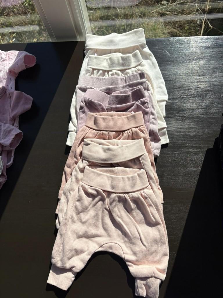 baby kleding maat 44, Kinderen en Baby's, Babykleding | Prematuur, Overige typen, Meisje, Zo goed als nieuw, Diverse merken