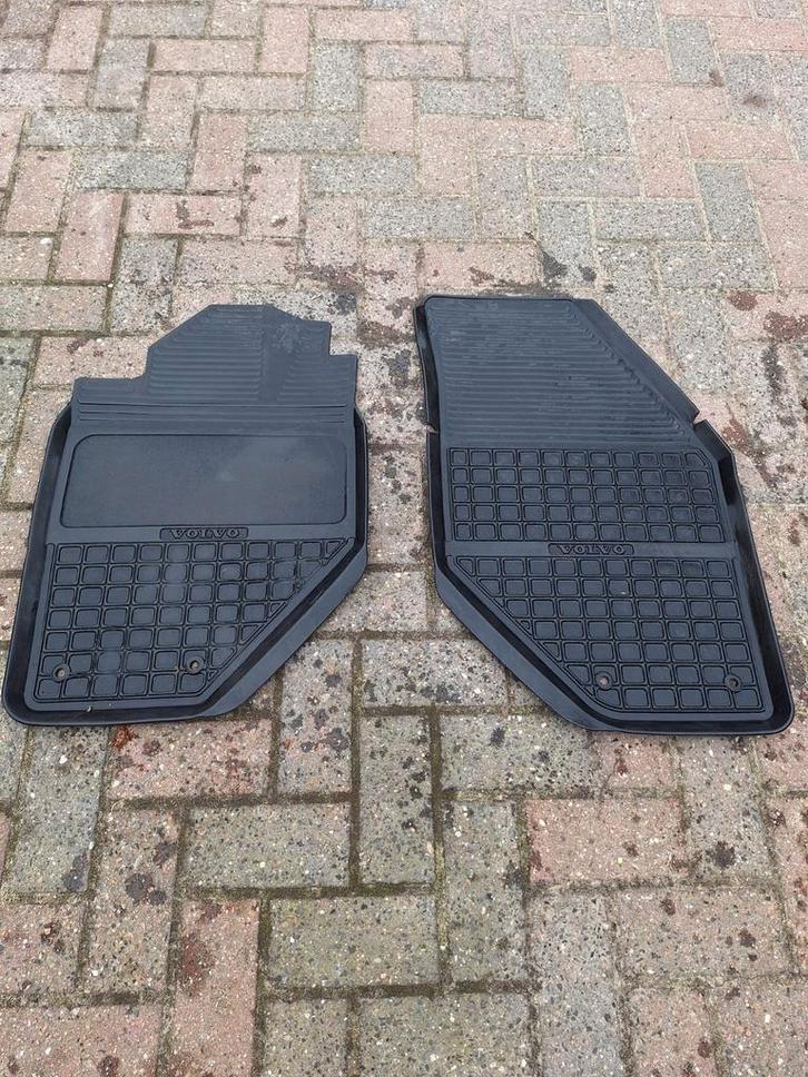Volvo 850 rubberen vloermatten (set van 2), Auto diversen, Automatten, Gebruikt, Ophalen