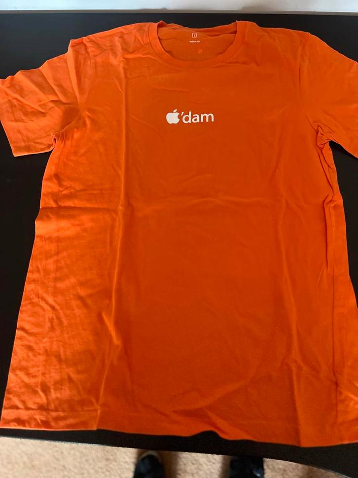 Oranje T-shirt met Apple 'dam logo - Maat L, Kleding | Heren, T-shirts, Gedragen, Maat 52/54 (L), Oranje, Ophalen of Verzenden