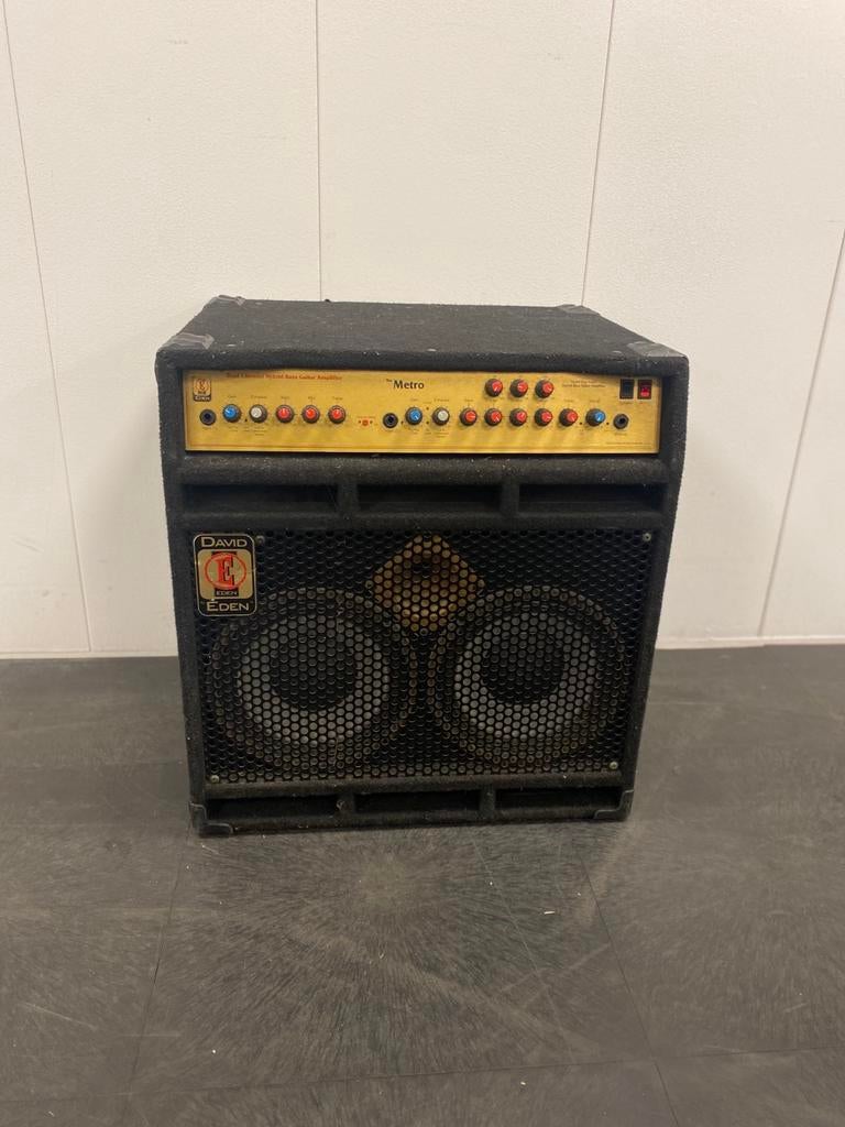 Eden Metro Combo bass versterker, Muziek en Instrumenten, Ophalen, Gebruikt, Basgitaar, 100 watt of meer