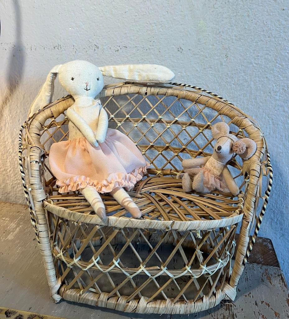 Vintage rotan retro rieten poppen bankje peacock pauwenstoel, Ophalen of Verzenden, Zo goed als nieuw, Gebruiksvoorwerp