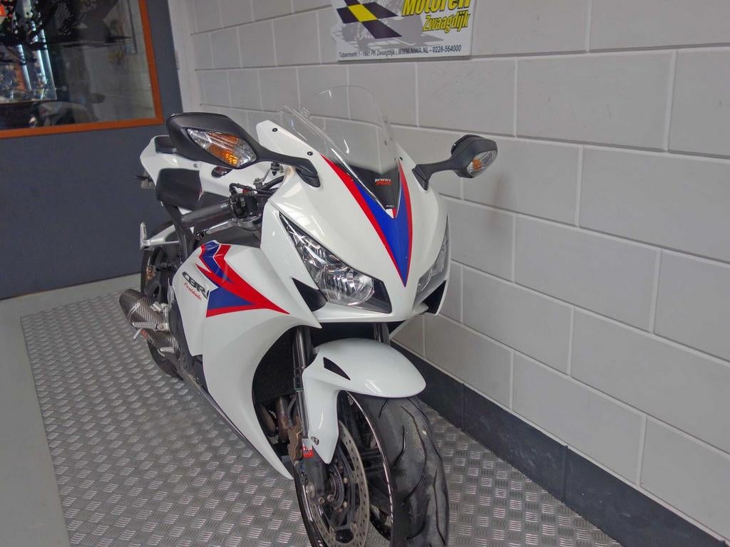 HONDA CBR 1000 RR FIREBLADE, Motoren, Motoren | Honda, HONDA, 4 cilinders, Motorrijbewijs A, Bedrijf