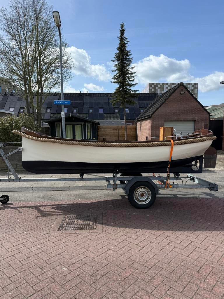 Mooie klassieke sloep met Renault binnenboordmotor, Watersport en Boten, Ophalen, Gebruikt, Tot 10 pk, Binnenboordmotor