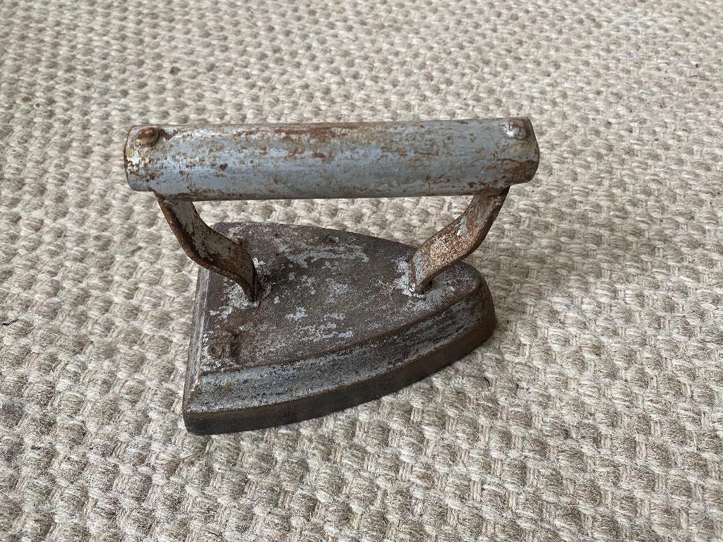 Oud metalen strijkijzer, Ophalen of Verzenden