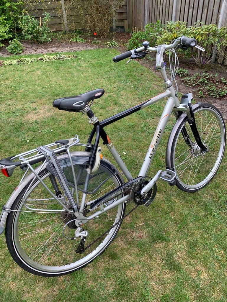 Gazelle, dames en/ of heren sport comfort, medeo excellent, Fietsen en Brommers, Fietsen | Dames | Damesfietsen, Gebruikt, Versnellingen