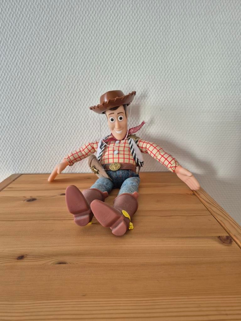 Eerste Woody pop uit Walt Disney - Toy Story, Ophalen