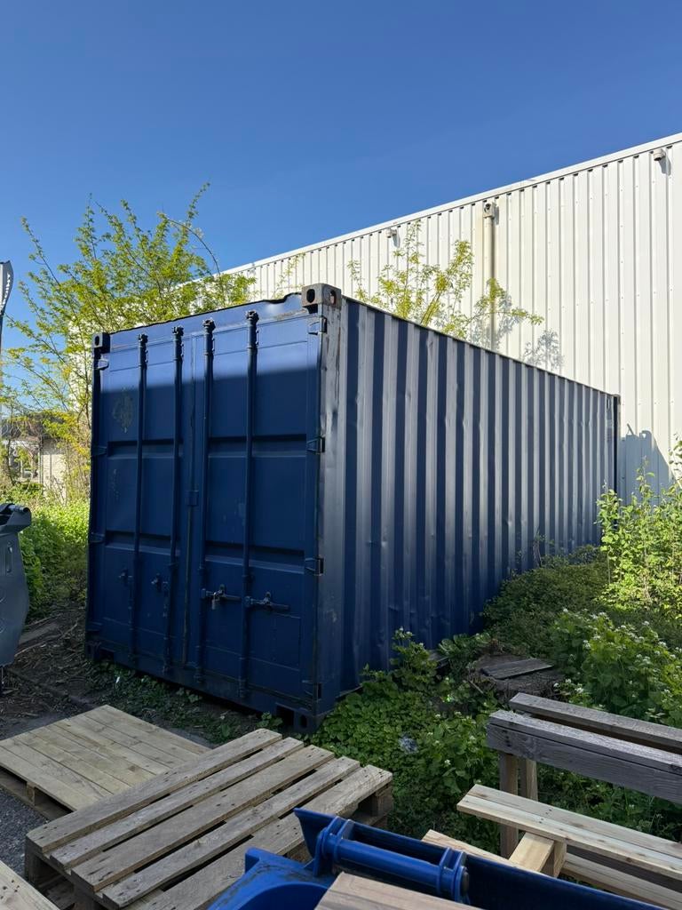 Zeecontainer 20ft waterdicht, Ophalen