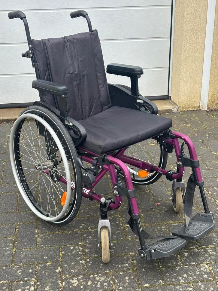 Rolstoel Quicki inklapbaar €89,00., Diversen, Rolstoelen, Gebruikt, Handbewogen rolstoel, Inklapbaar, Ophalen of Verzenden