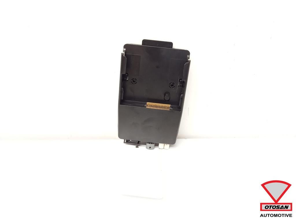 Mercedes C Klasse W204 Becker Module Houder A1728100011