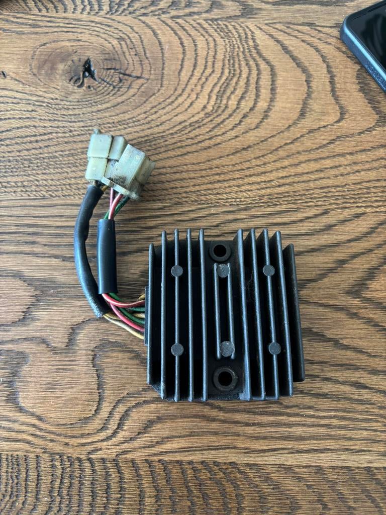 Spanningsregelaar Honda XLV600, Ophalen of Verzenden