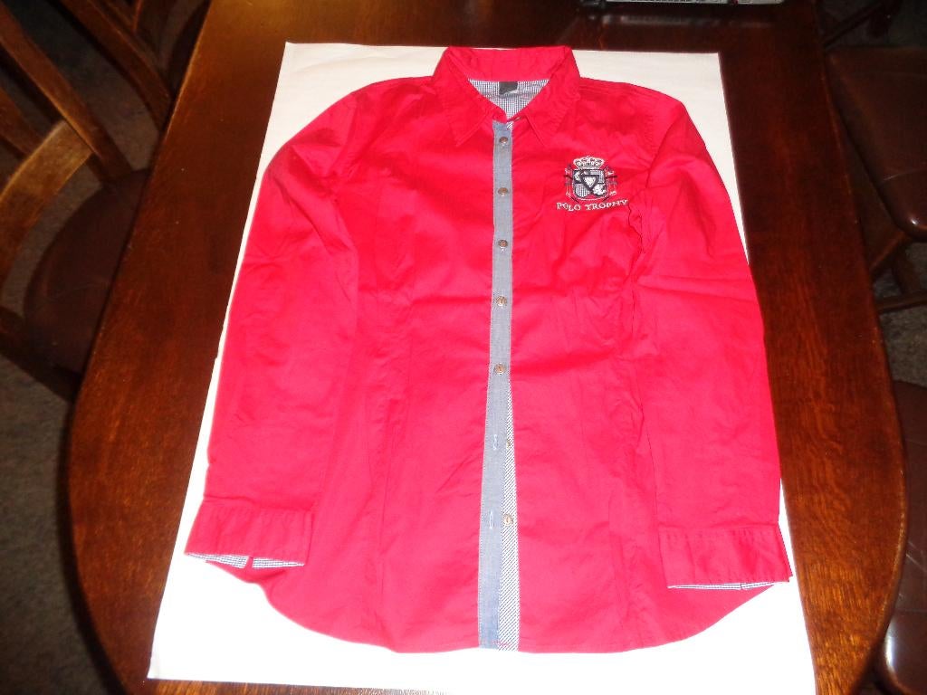 BC wijnrode blouse met elleboogstukken en embleem, Kleding | Dames, Maat 42/44 (L), Ophalen of Verzenden, Rood, BC