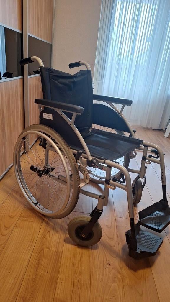 Breezy rolstoel, sterk en stevig, Ophalen of Verzenden, Inklapbaar, Gebruikt, Handbewogen rolstoel