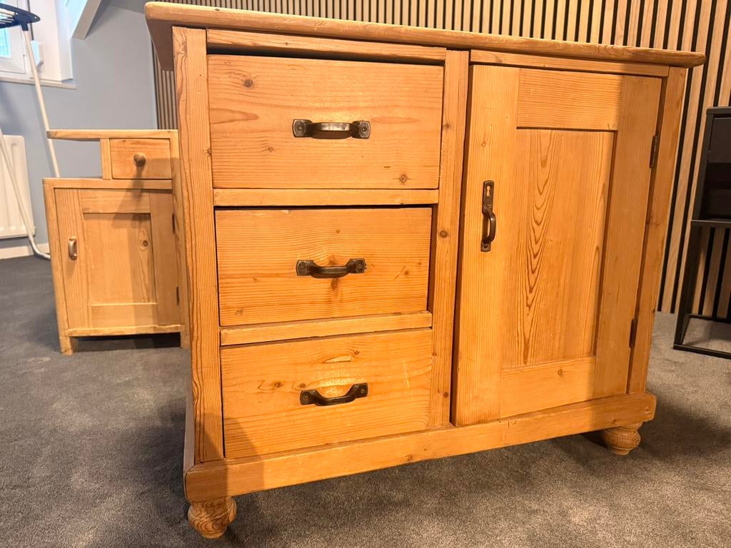 Antieke spelkast en twee nachtkastjes., Huis en Inrichting, Kasten | Dressoirs, Ophalen, Gebruikt, 50 tot 100 cm, Antiek Romantisch Brocante