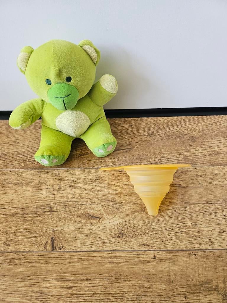 Tupperware nieuwe uitvouwbare trechter - geel/oranje, Huis en Inrichting, Keuken | Tupperware, Nieuw, Overige typen, Geel, Oranje