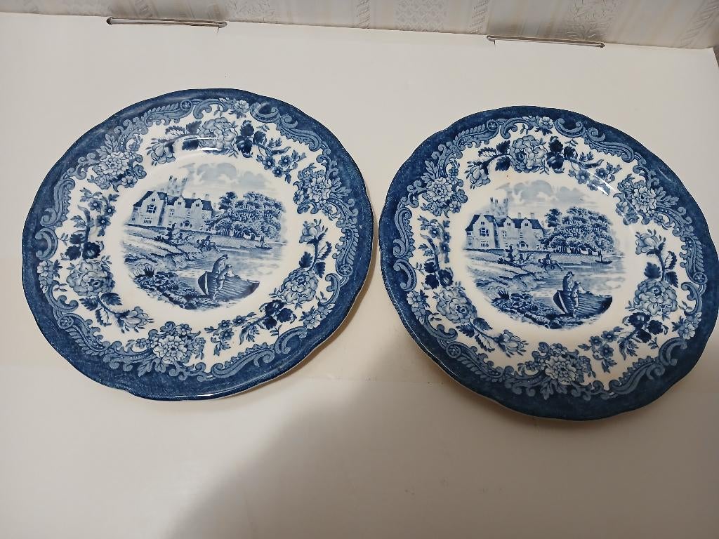 Royal Worchester Avon Scènes Polissy gebaksborden,2stuks, Ophalen of Verzenden