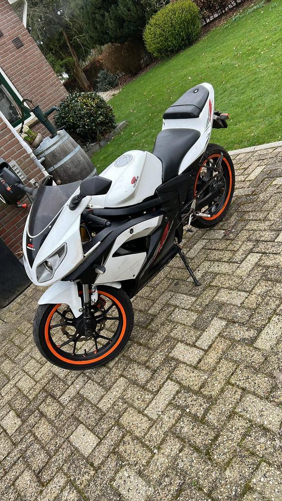 rieju rs2 matrix, Fietsen en Brommers, Brommers | Derbi, Gebruikt, Maximaal 45 km/u, Ophalen