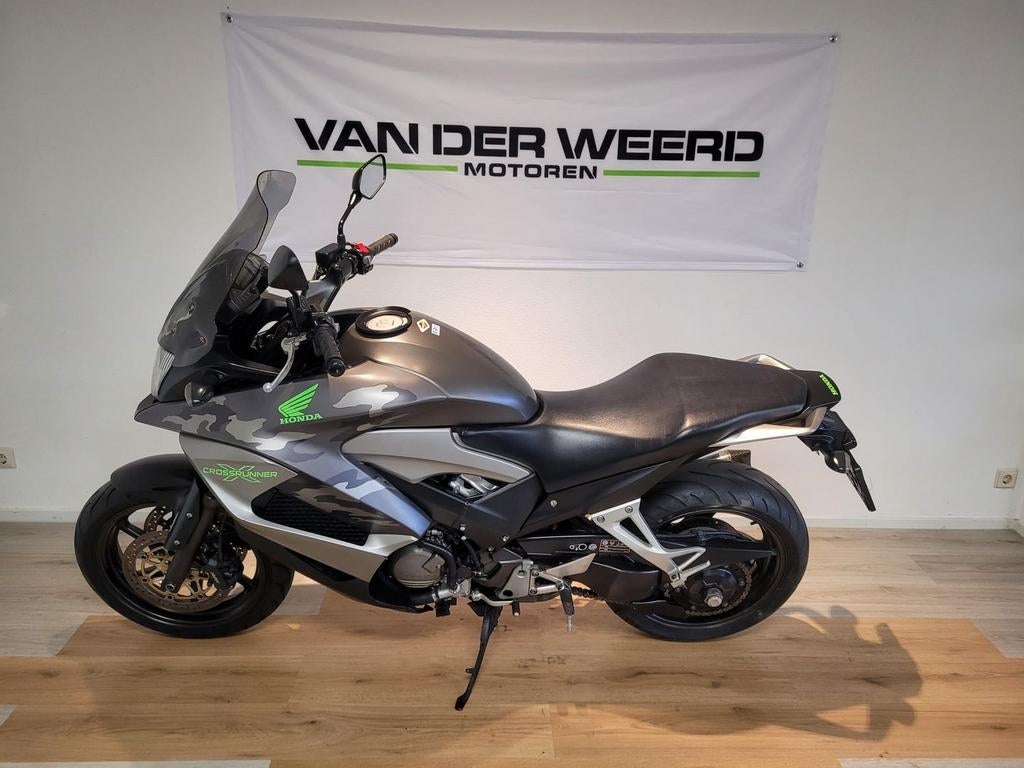 HONDA VFR 800 X CROSSRUNNER ABS (bj 2013), Motoren, Motoren | Honda, 782 cc, HONDA, 4 cilinders, Motorrijbewijs A